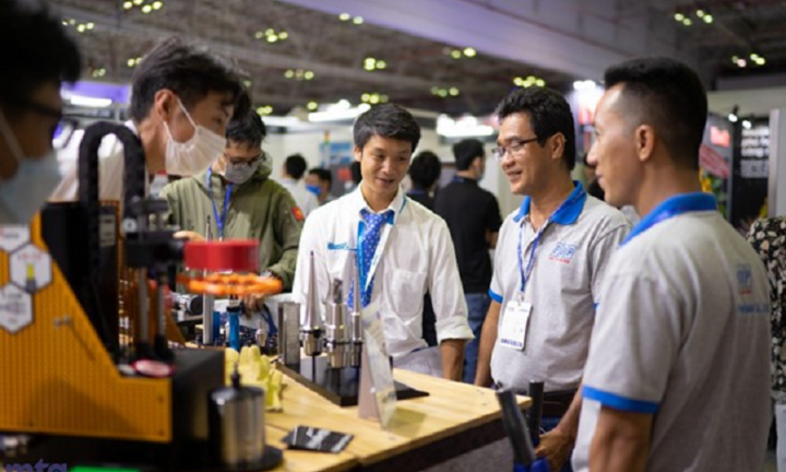 VINRA - Khu trưng bày Robot & Tự động hóa hoàn toàn mới tại MTA Vietnam 2023