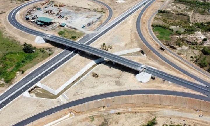 Tạm đóng cao tốc Nha Trang - Cam Lâm