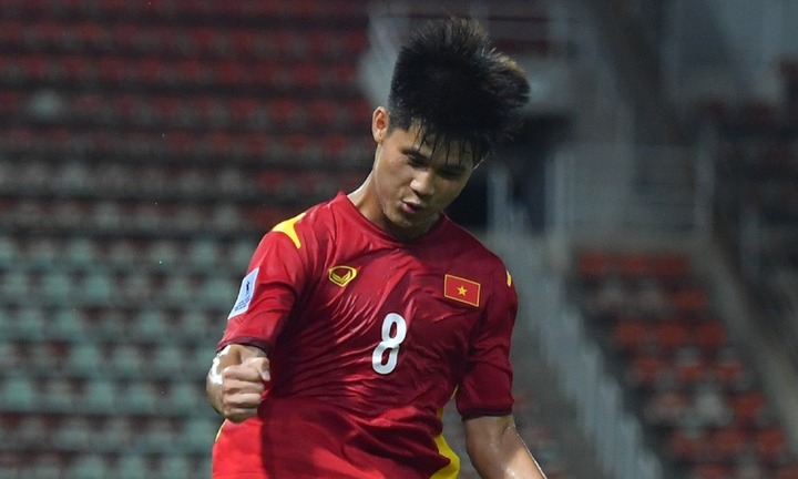 HLV Hoàng Anh Tuấn: U17 Việt Nam căng thẳng, đá không đúng sức