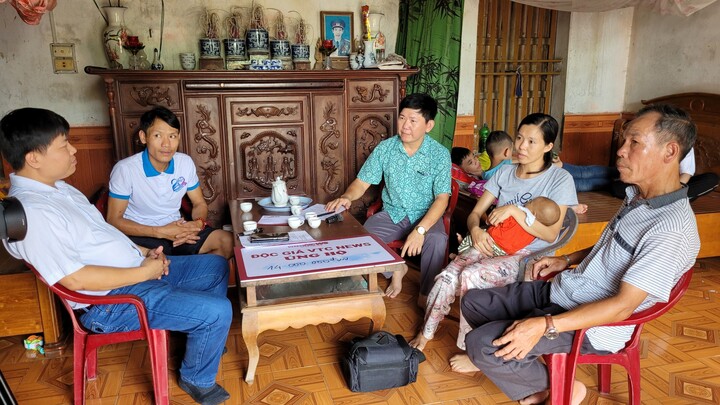 Báo điện tử VTC News tặng quà cho 2 hoàn cảnh khó khăn tại Hà Nam và Nam Định