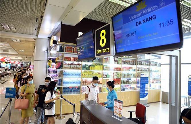 Một số vướng mắc khi sử dụng tài khoản định danh làm thủ tục đi tàu bay