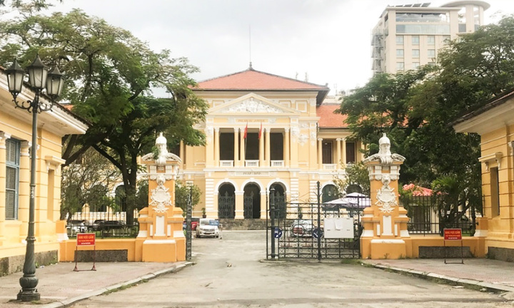 Tòa án ở TP.HCM phạt tiền 2 đương sự xúc phạm thẩm phán