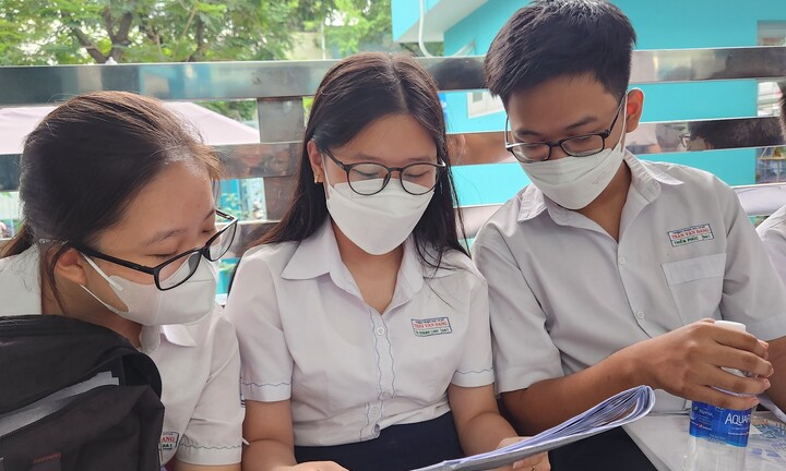 TP.HCM công bố điểm chuẩn vào lớp 10 chuyên, tích hợp