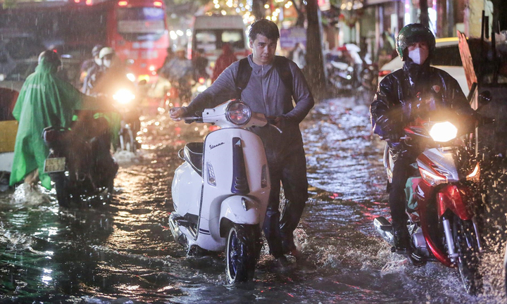 Dự báo thời tiết ngày 25/6: Mưa lớn bao trùm Bắc Bộ, Thanh Hoá và Nghệ An