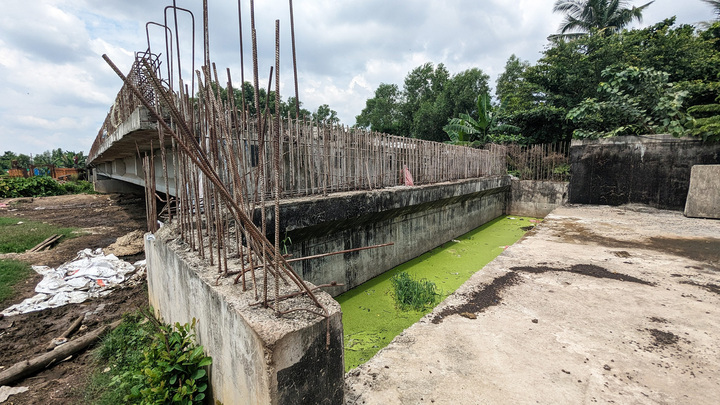 TP.HCM: Cảnh ngổn ngang, hoang phế ở dự án Vành đai 2 sau 6 năm khởi công