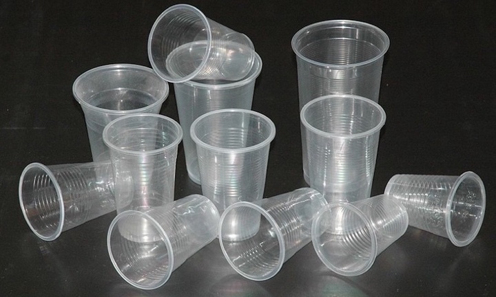 Tác hại khi sử dụng cốc dùng 1 lần 