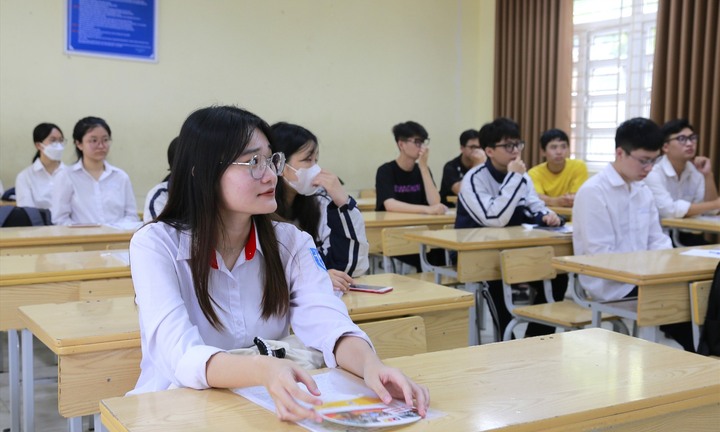 Đề thi tốt nghiệp THPT 2023 môn Văn 