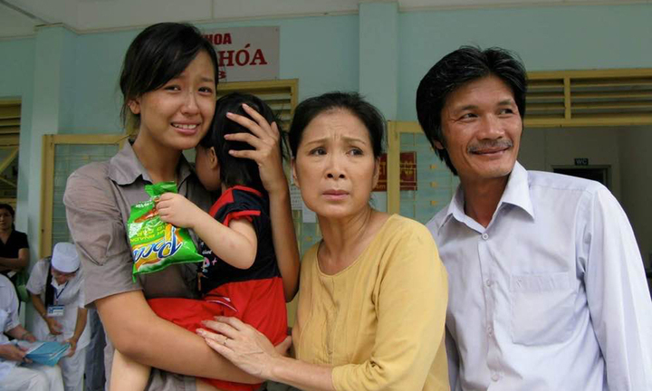 Sao Việt 29/6: Mai Phương Thuý lộ ảnh đen nhẻm, Vũ Cát Tường khoe điểm văn thấp khi thi đại học