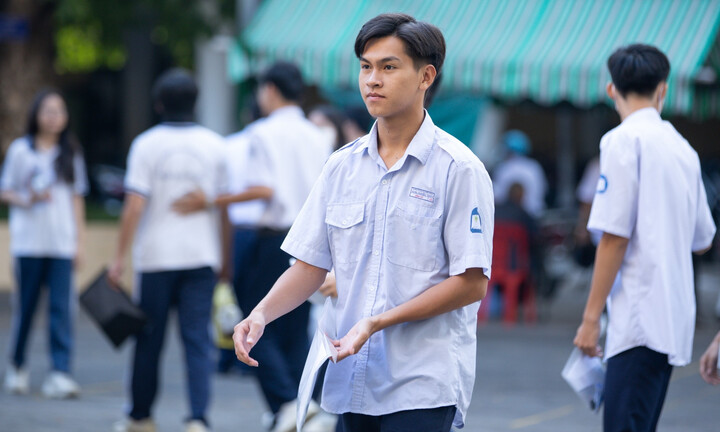 Đề thi tốt nghiệp THPT 2023 môn tiếng Anh 