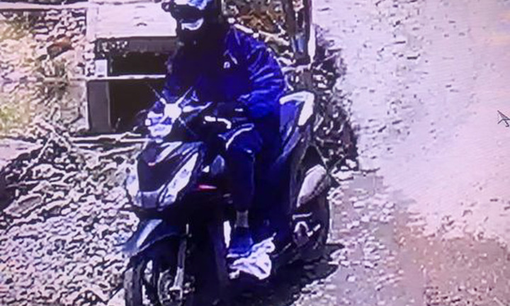 Lào Cai: Truy bắt kẻ cướp tiệm vàng rồi tẩu thoát bằng xe Honda Vision