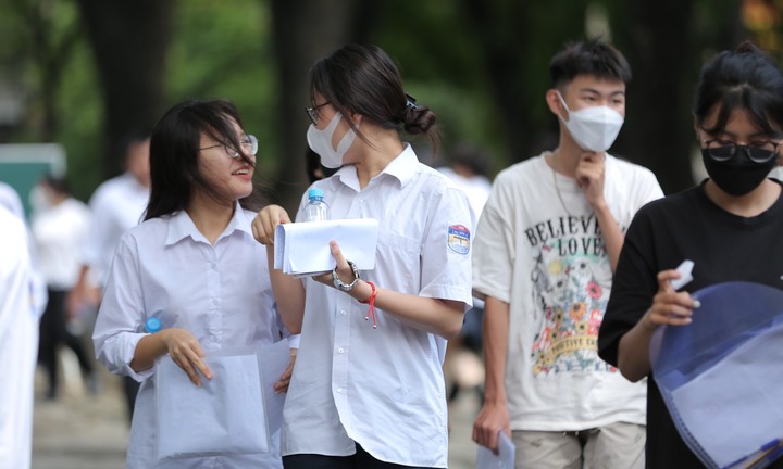 Gợi ý đáp án môn Vật lý mã đề 210 kỳ thi tốt nghiệp THPT 2023