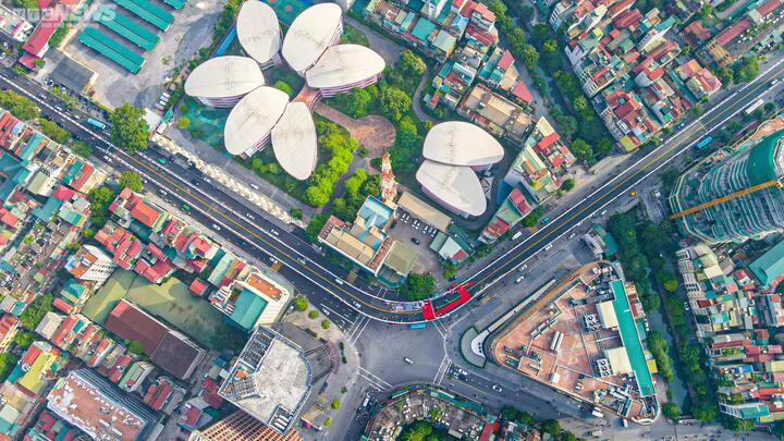 Thông xe cầu vượt chữ C đầu tiên ở Hà Nội