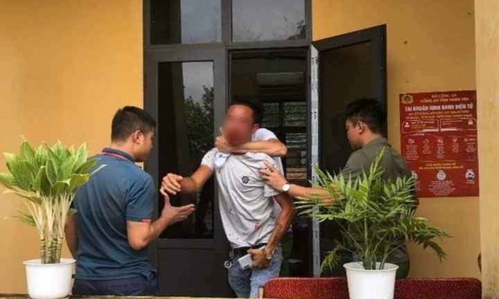 Đình chỉ công tác thượng úy công an bị tố đánh người tại trụ sở ở Hưng Yên