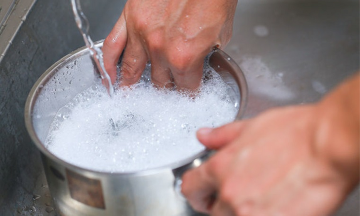 Dùng nồi nhôm theo cách này, nấu ăn không ngon lại còn sinh ra 'chất độc'