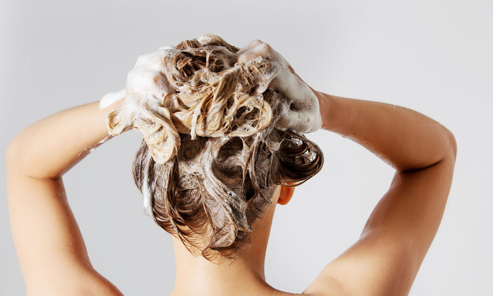 Gội đầu mấy lần một tuần tốt cho sức khỏe?