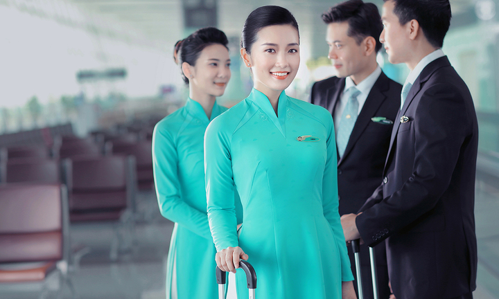 Vì sao tiếp viên không về nhà sau khi hạ cánh?