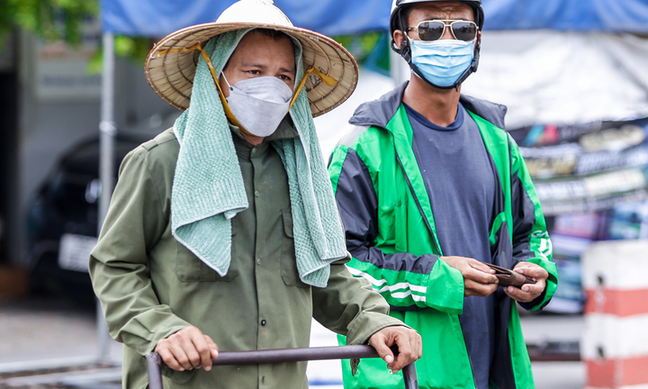 Dự báo thời tiết ngày 12/7: Nắng nóng tiếp tục bao trùm Bắc và Trung Bộ