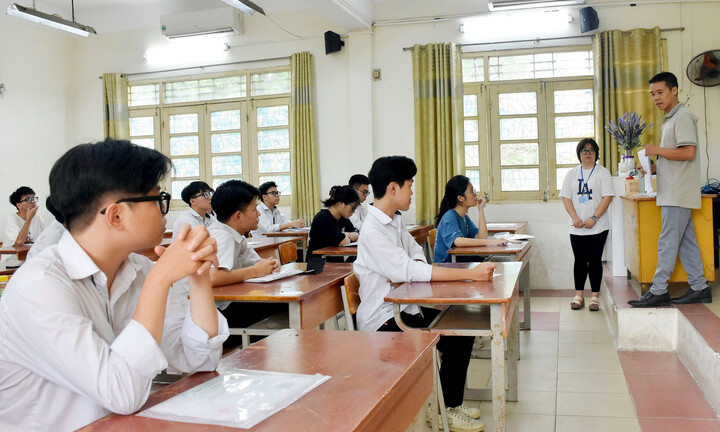 Đề Sử tốt nghiệp THPT 2023 sai dữ kiện: Bộ GD&ĐT lên tiếng