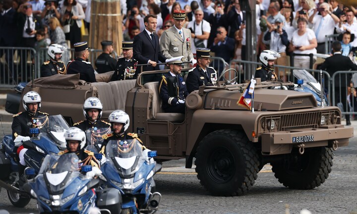 Quang cảnh lễ duyệt binh kỷ niệm ngày Quốc khánh Pháp