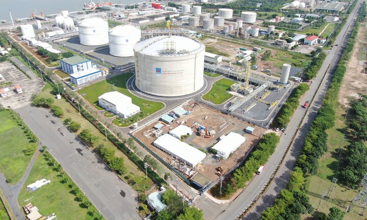 Chuyện chưa biết về bồn chứa khí siêu lạnh lớn nhất Việt Nam – kỳ tích của PV GAS