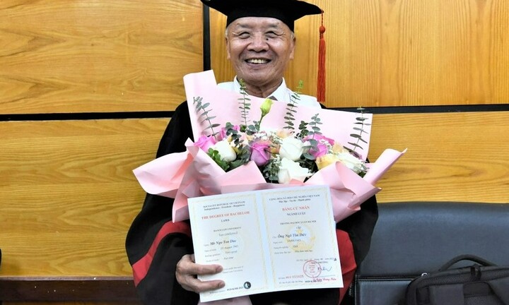 Cụ ông 78 tuổi tốt nghiệp bằng giỏi trường Luật muốn học lên bậc cao hơn