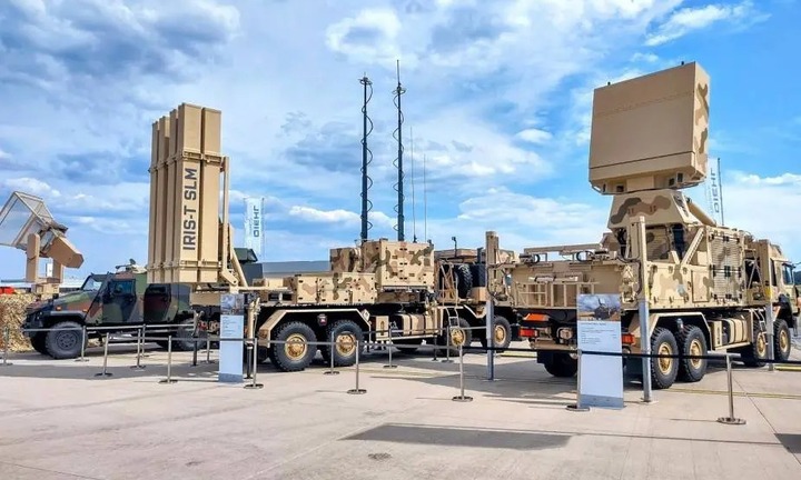 Ka-52 và UAV Lancet sẽ ‘hết thời’ khi hệ thống phòng không IRIS-T tới Ukraine?