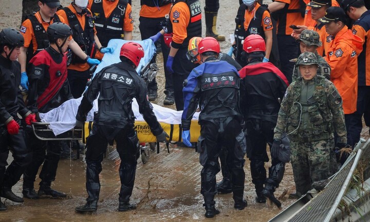 Hàn Quốc điều tra vụ ngập lụt đường hầm làm 13 người tử vong