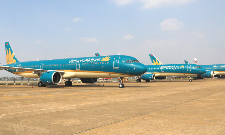 Dừng tiếp nhận máy bay đi, đến ba sân bay do bão số 1