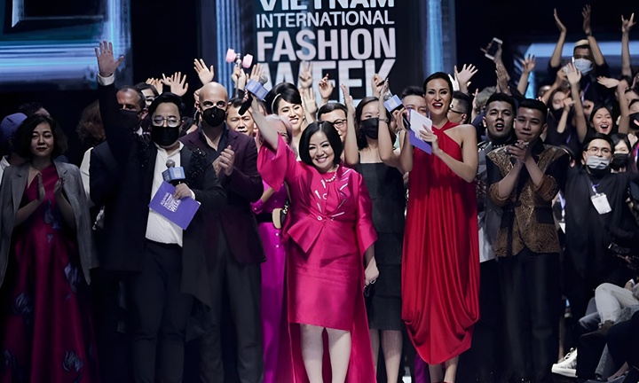 Tuần lễ thời trang Quốc tế Việt Nam tôn vinh nguồn nguyên liệu thân thiện với môi trường