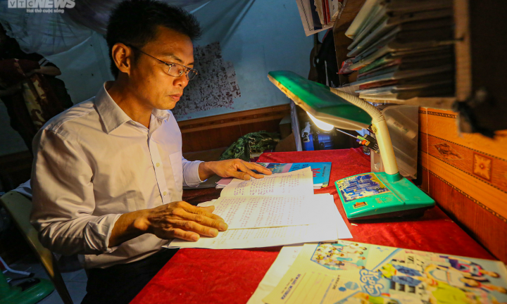 Trưởng thôn 46 tuổi ở Hà Tĩnh đỗ tốt nghiệp THPT 2023