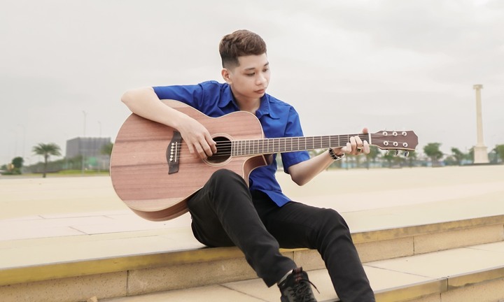 Nhạc sĩ Nguyễn Văn Sỹ - chàng trai 10X sở hữu hàng loạt bản nhạc hit cover