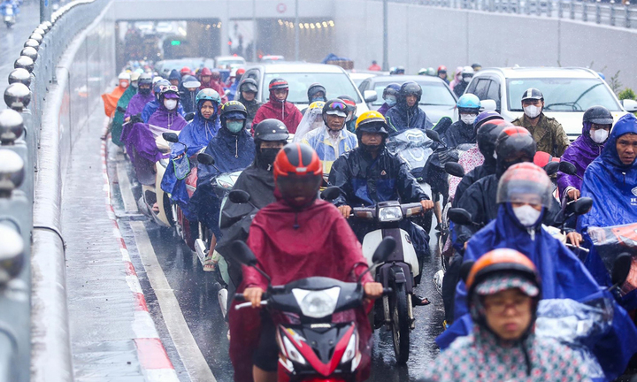 Dự báo thời tiết ngày 20/7: Mưa dông từ Bắc vào Nam, Hà Nội ngày nắng gián đoạn