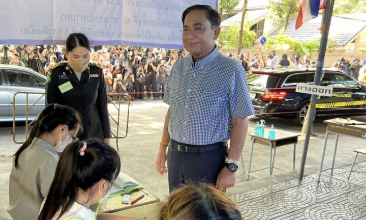 Thủ tướng Thái Lan Prayuth kêu gọi người dân giữ thái độ ôn hòa