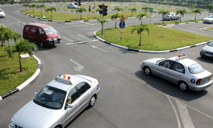 Chuyển thông tin có dấu hiệu tiêu cực tại nhiều cơ sở đào tạo lái xe đến công an