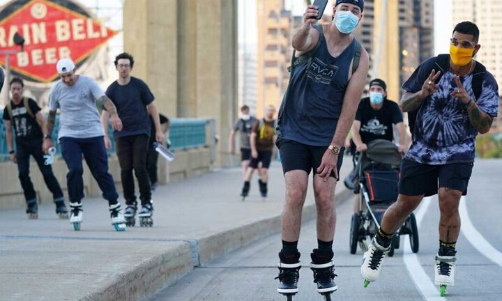 Có được sử dụng bàn trượt khi tham gia giao thông đường bộ?