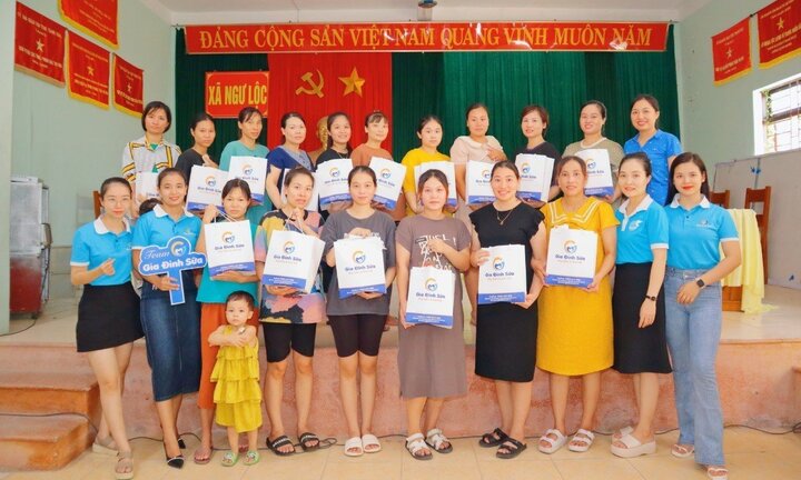 'Hành trình nâng niu' của hệ thống mẹ và bé Gia Đình Sữa