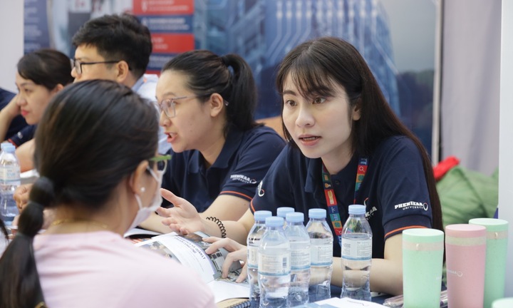Con trúng tuyển 15 trường đại học, phụ huynh vẫn lo trượt khi Bộ GD&ĐT lọc ảo