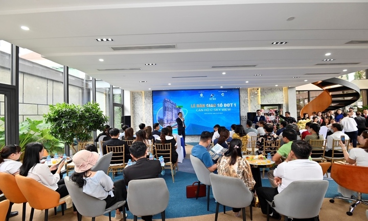 Cư dân C-Sky View vui mừng nhận sổ hồng sau nửa năm nhận nhà
