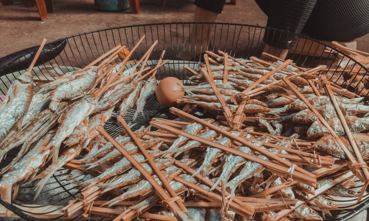 Đến Bắc Kạn thưởng thức đặc sản cá nướng Pác Ngòi dân dã, đậm vị núi rừng