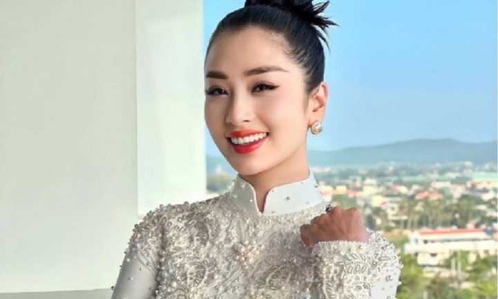 Những nữ broadcaster nổi tiếng trên các nền tảng phát trực tuyến ở Việt Nam