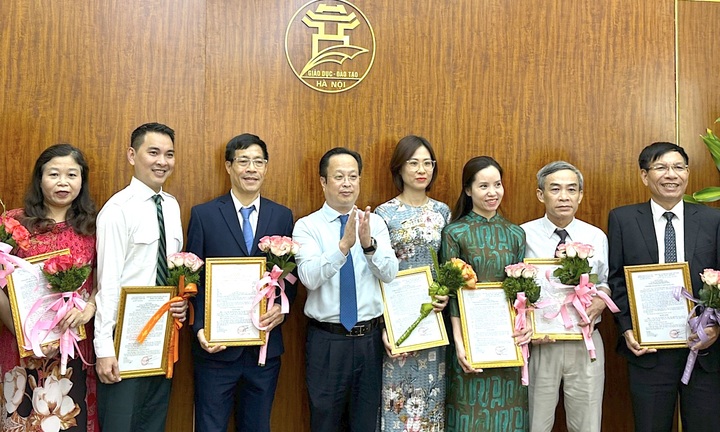 Sở GD&ĐT Hà Nội bổ nhiệm, công nhận loạt hiệu trưởng, hiệu phó 