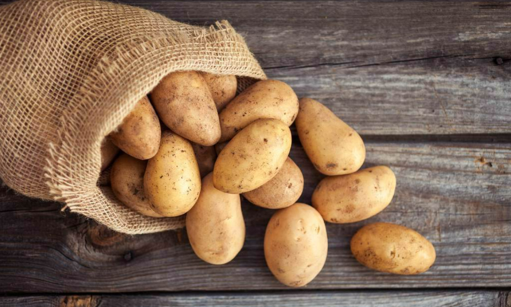 Không chỉ mọc mầm, khoai tây có hiện tượng này cũng cần vứt ngay, tránh có độc