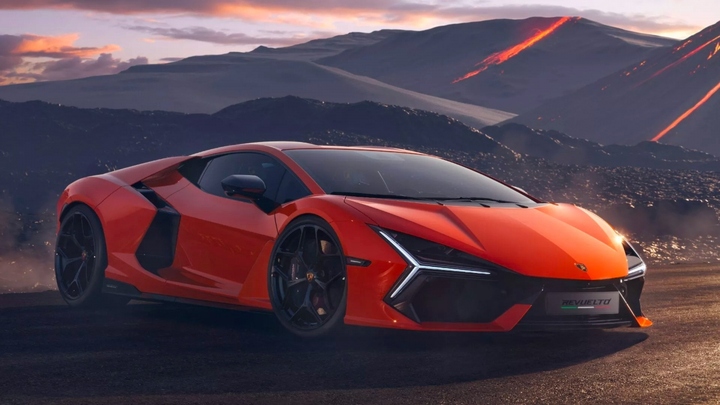 Phải đợi 2 năm để mua siêu xe Lamborghini Revuelto 