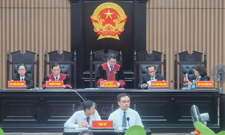 Khách mua vé 'chuyến bay giải cứu' được giải quyết quyền lợi thế nào?