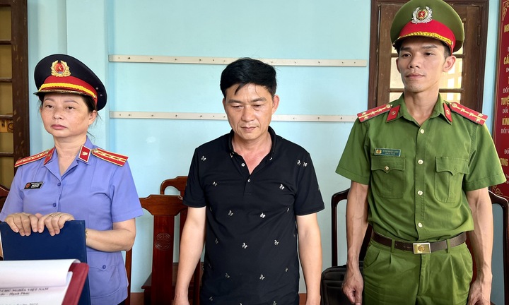 Bắt tạm giam chủ doanh nghiệp ở Thừa Thiên - Huế khai thác đá trái phép