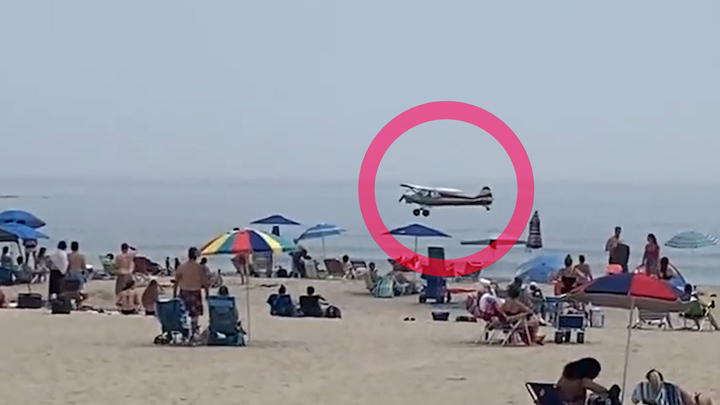 Máy bay cỡ nhỏ lao xuống biển, phi công thoát chết