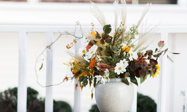 Có nên để hoa giả trong nhà không?