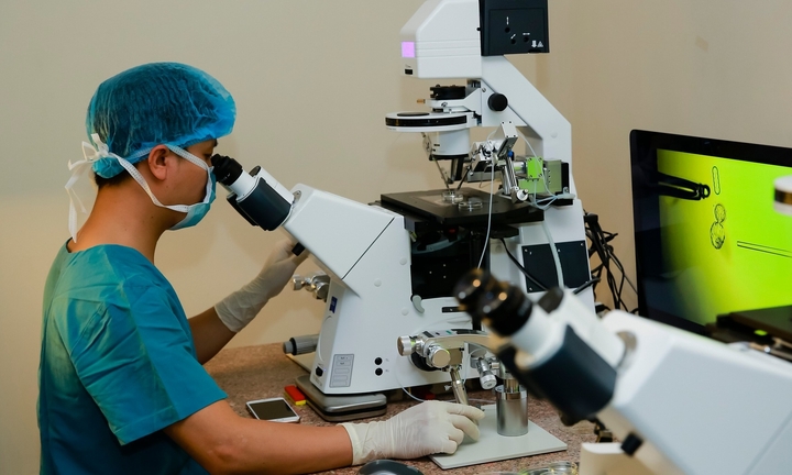 Con đầu lòng mắc bệnh hiếm 500.000 ca mới có một, mẹ ám ảnh không dám sinh thêm