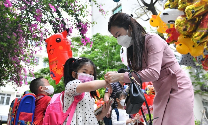 15 địa phương công bố học phí năm học mới 2023 - 2024