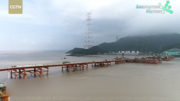 Trung Quốc xây dựng cầu kết hợp đường sắt - đường bộ dài nhất thế giới 